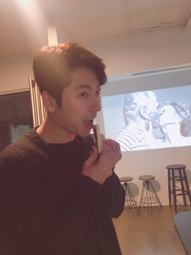 #Frenchkiss X #Frenchpie  ㅋㅋㅋ ふふふ ^__^ 
모두들 달콤하고 행복한 메리크리스마스~ #merrychristmas