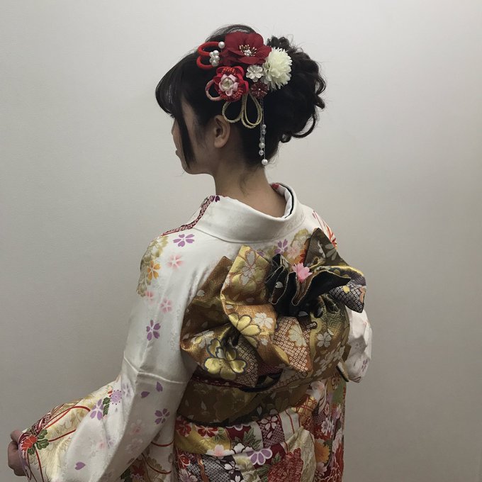 成人式女性の髪型 色んなヘアアレンジで挑んでいるみんなのヘアアレンジがかわいい 2ページ目 Matomehub まとめハブ