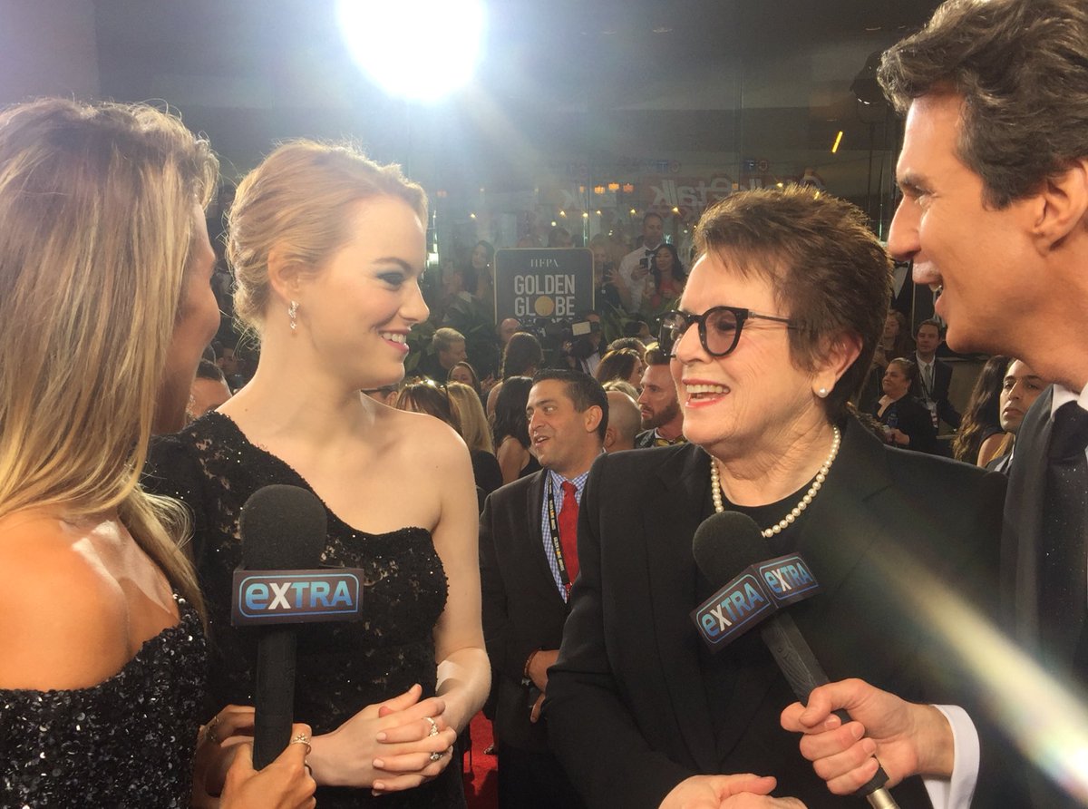 extratv's tweet image. Talk about inspiring women! ❤️ Emma Stone and @BillieJeanKing walked the red carpet together!