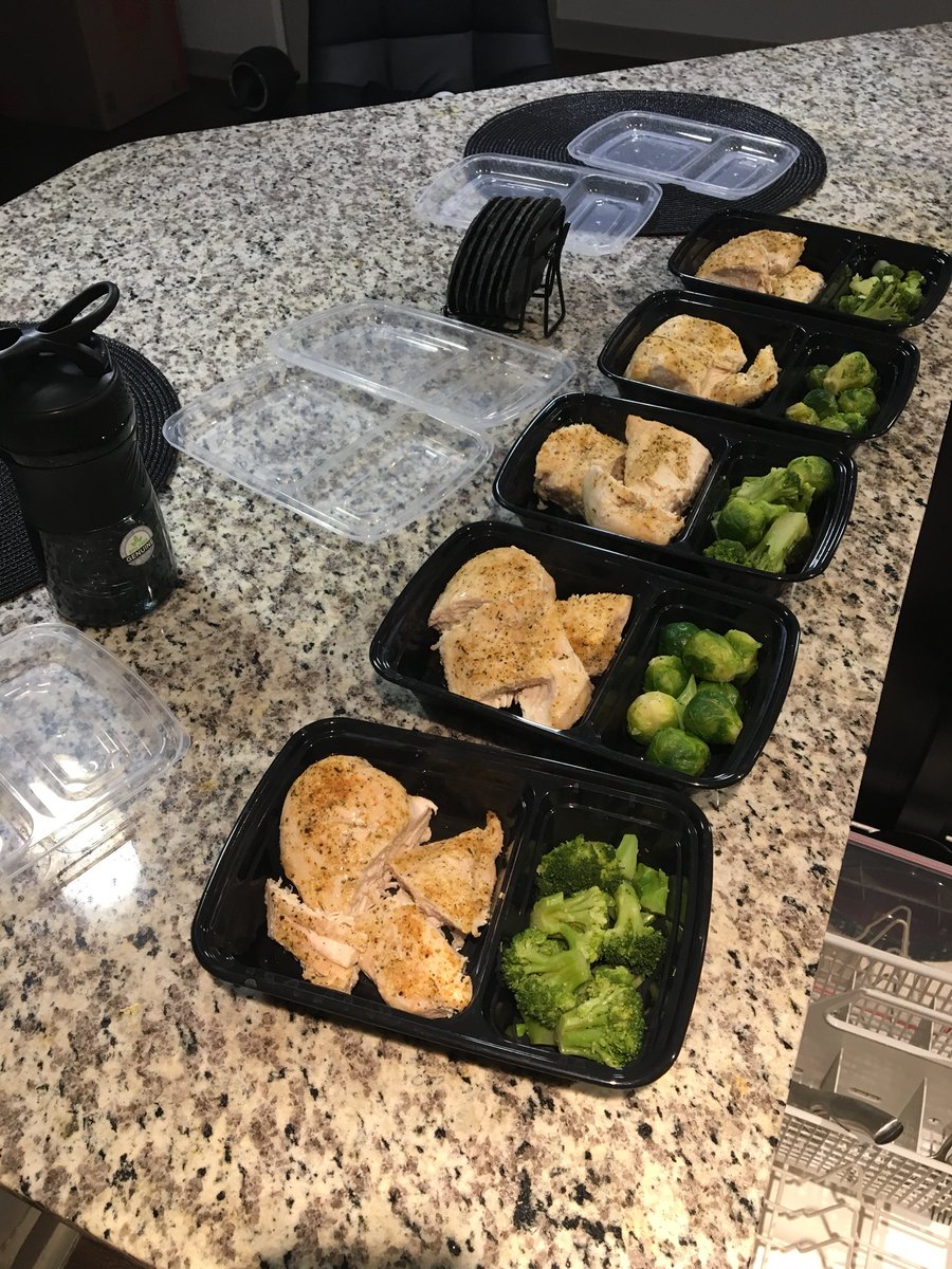 Flamesword's tweet image. Someone tell MaNiaC he ain’t about this life boyyyyyyyyy