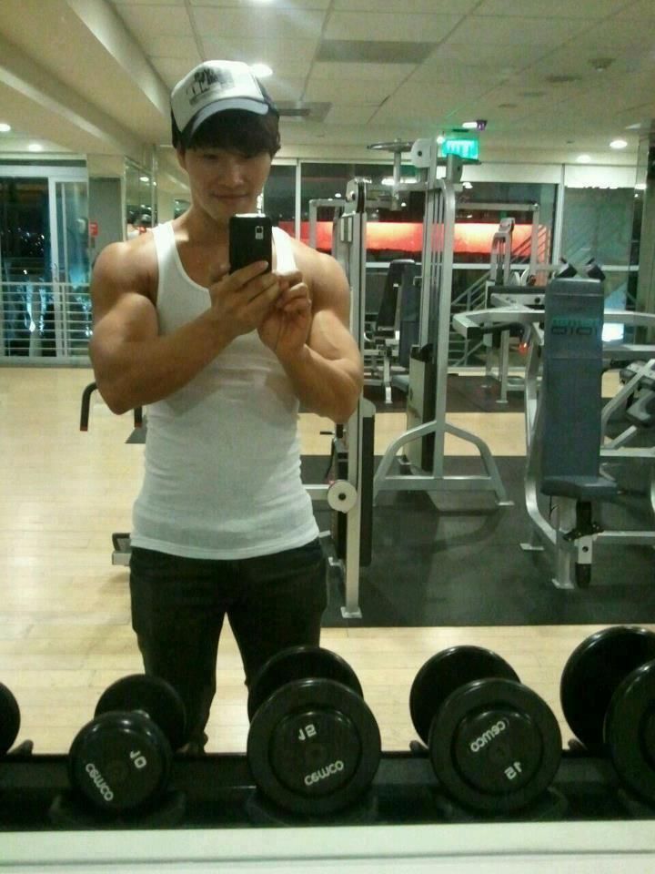 Kim jong kook twitter