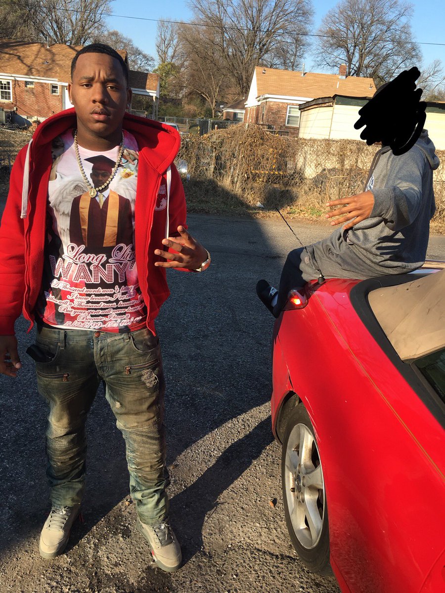 StunnaAnt4's tweet photo. My niggas gone but like a blunt I gotta face it🙇🏽‍♂️🕊4️⃣ https://t.co/6vdGR4IX1t