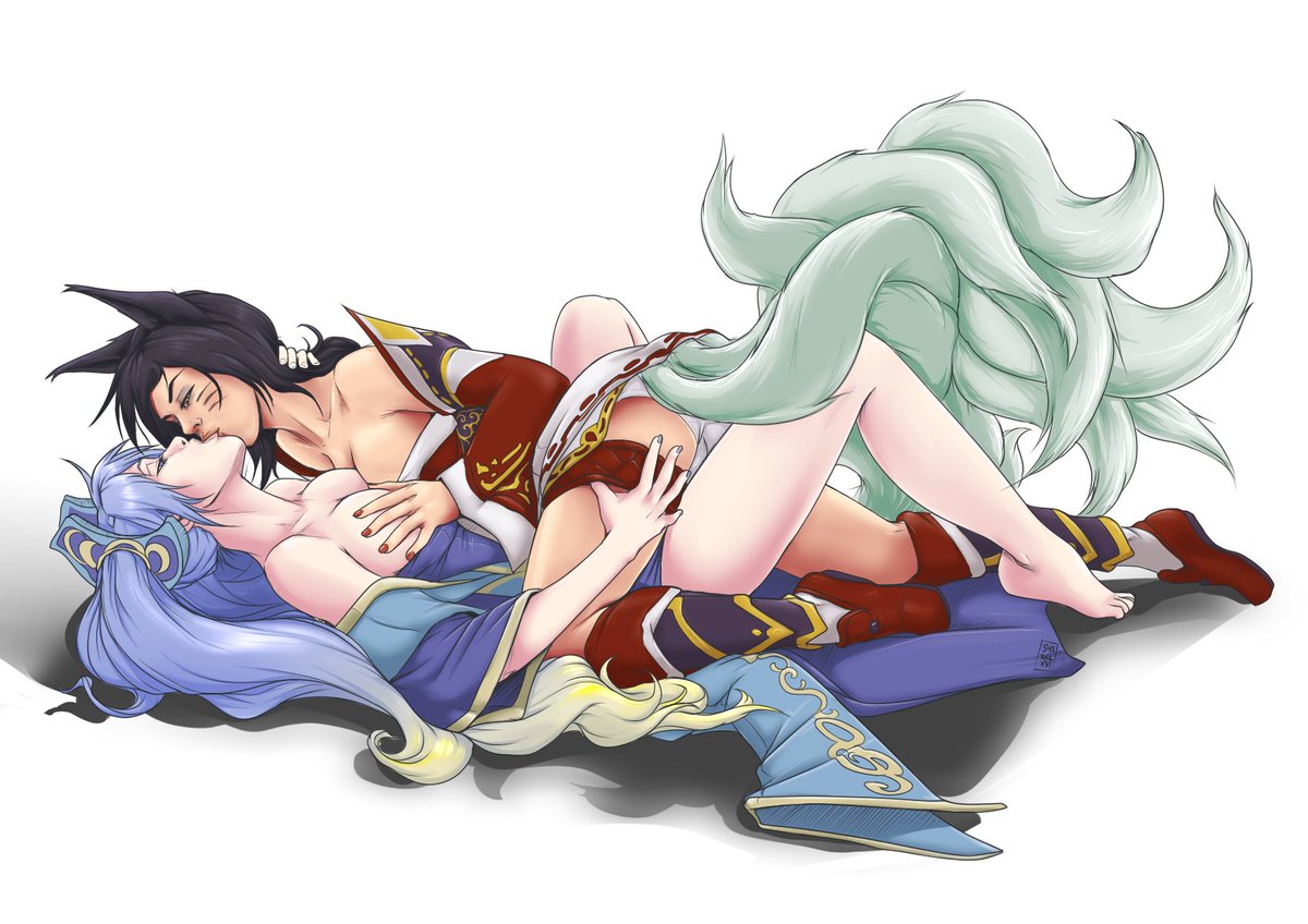 Ahumanfox's tweet photo. ⚘💋❤

- New to Ahri
- Not new to Twitter 
- Love to tease people
- Bisexual
- Rt for an happy Kitsune ? https://t.co/VIZ28ESGey
