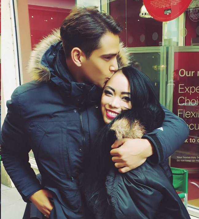 JuttaFreudig's tweet photo. #MusketeersEurope #LukePasqualino #AlbertHill and #Snatch #SnatchTV girls - #ChloeKoen #StephanieLeonidas #LottiMott #PhoebeDynevor #SuziXiang #YennixCheung https://t.co/moiOve1Ncm
