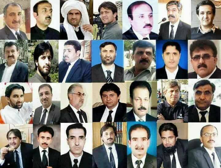 EngHashimKhan's tweet photo. جو خیال تھے نہ قیاس تھے، وہی لوگ مجھ سے بچھڑ گئے
جو محبتوں کے اساس تھے، وہی لوگ مجھ سے بچھڑ گئے
جنہیں مانتا ہی نہیں یہ دل، وہی لوگ میرے ہیں ہمسفر
مجھے ہر طرح سے جو راس تھے، وہی لوگ مجھ سے بچھڑ گئے
💔💔💔💔
#Shohda-e-Balochistan #BalochistanPolice #Lawyers #Quetta #Balochistan https://t.co/Mdhu2pu38x