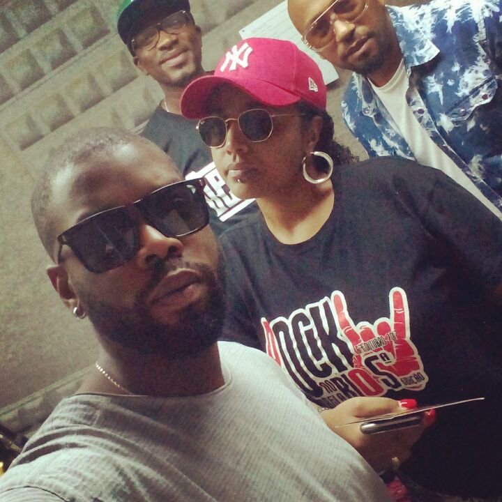 Eman_Gee's tweet photo. Muito Rap Junto numa só foto!! #teambeatbox c/ Denexl @BeatBoxAngola https://t.co/vvgW0ox1ez