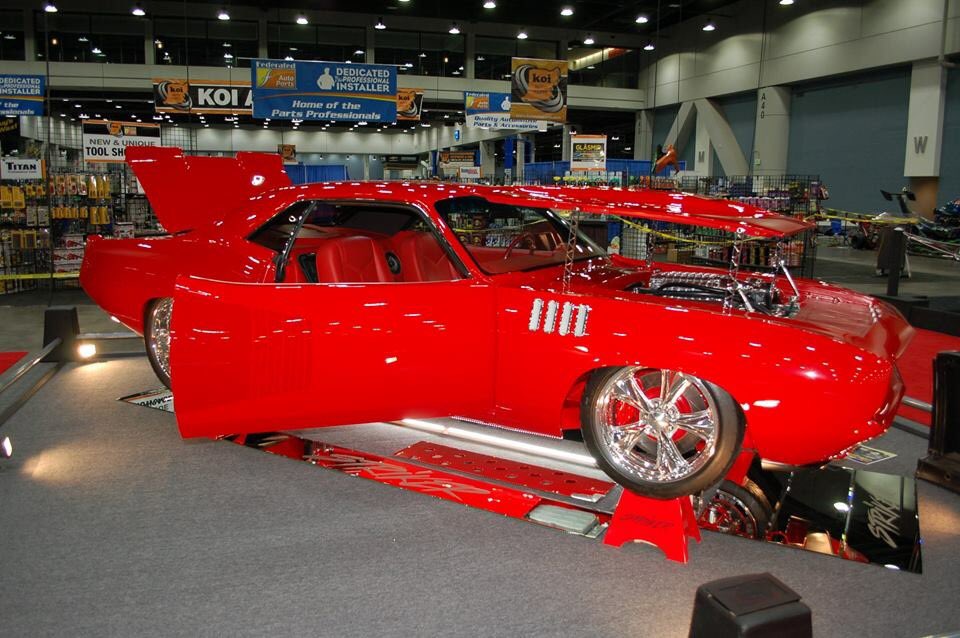HotRodShows's tweet photo. Best in category results for the @SummitRacing Equipment Show Car Series Championship race in Cincinnati:  Best Restored:  Patrick Knight, ‘57 Chevy   Best Rod:  Richard Broyles, ’41 Ford Roadster Pickup   Best Street Machine/Comp:  Jesse Matlock, ’71 Plymouth Cuda https://t.co/HK5dSZCJU7