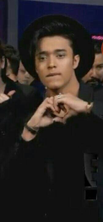 camilaftbts's tweet photo. @itsjoelpimentel Yo esperando a que me sigas a mi @camilaftjoerick y a mis amigas @SienciouPeru @Itsjoelcabello @JoelCausa por favor🙏🏻 te queremos😭💞 https://t.co/8Qw7v7TOsI