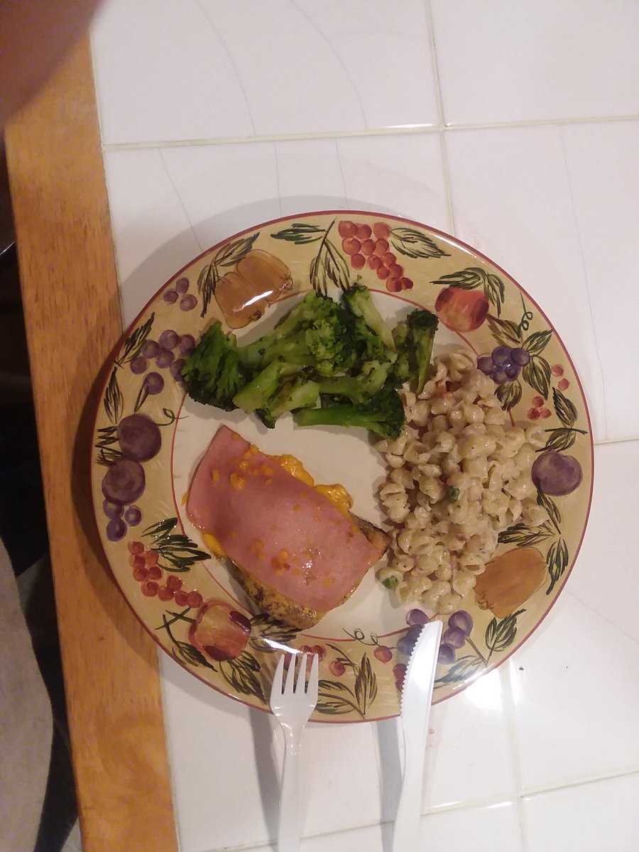 LenaEAFoster's tweet image. // my wife is spoiled//