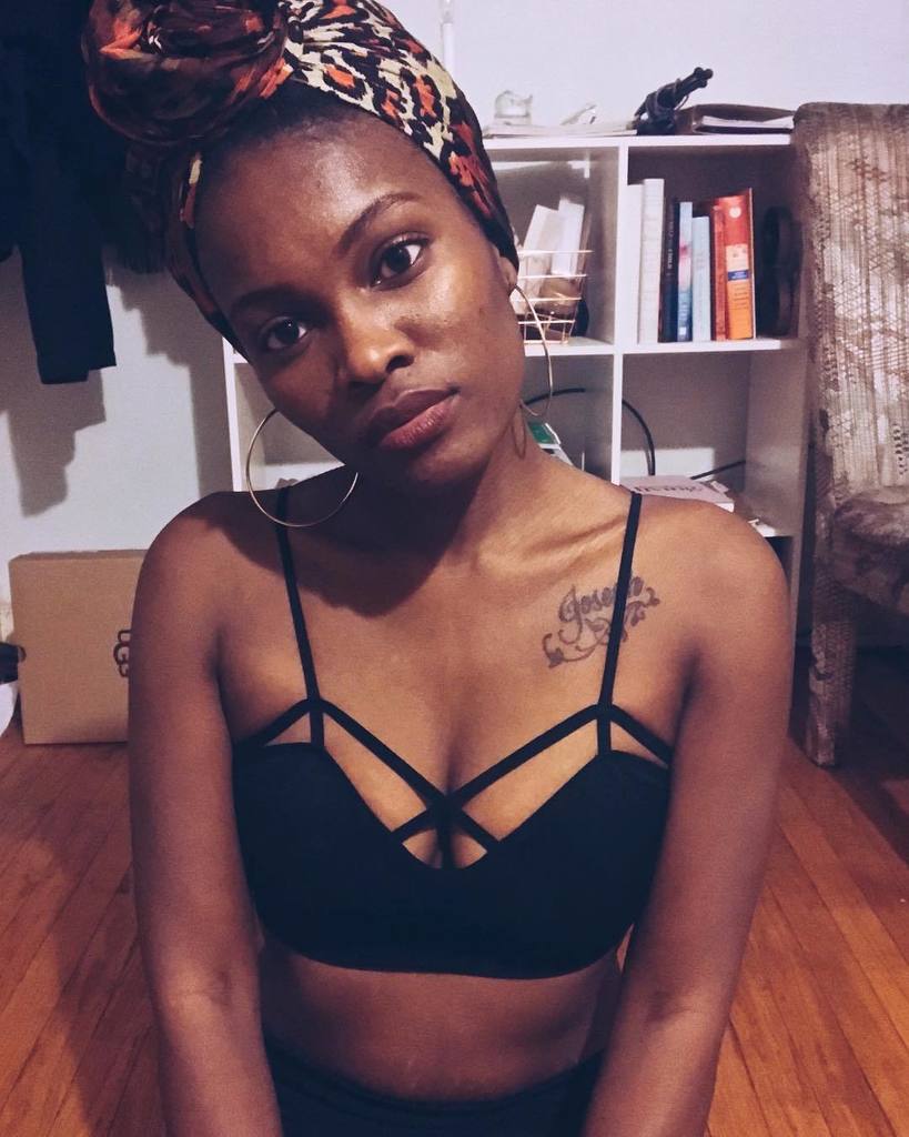 Tyshia_Shante's tweet image. #sometimesiwrite // There are many women inside me.
A garden.
Rich with many flowers.
Each one in bloom.
Separate. But together they are whole.
Both beautiful and complex.
*
Wildflowers.
That grow with reckless abandon.
Taking root wherever they see fit.… ift.tt/2qErNN4