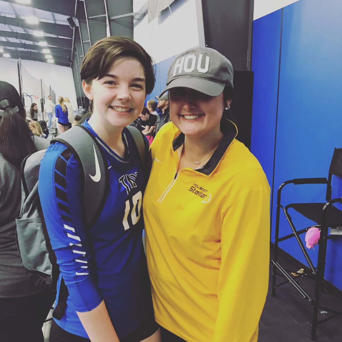 dcxtreme15's tweet photo. 2 of my favs that ❤️🏐
H-10 and K-10 junior 😍 https://t.co/I9sWE6fayp