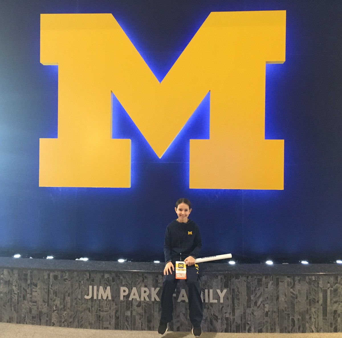 bthompson402's tweet photo. Thanks to @UMCreditUnion for allowing Sarah to be a Ball Kid at the @umichwbball game today. She had a GREAT time.  @KBA_GoBlue @moore_mel https://t.co/IlJpxH1NiI