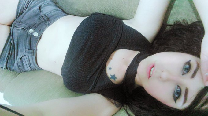 Watch Giu Hellsing's leaked NSFW photo on TwXstars