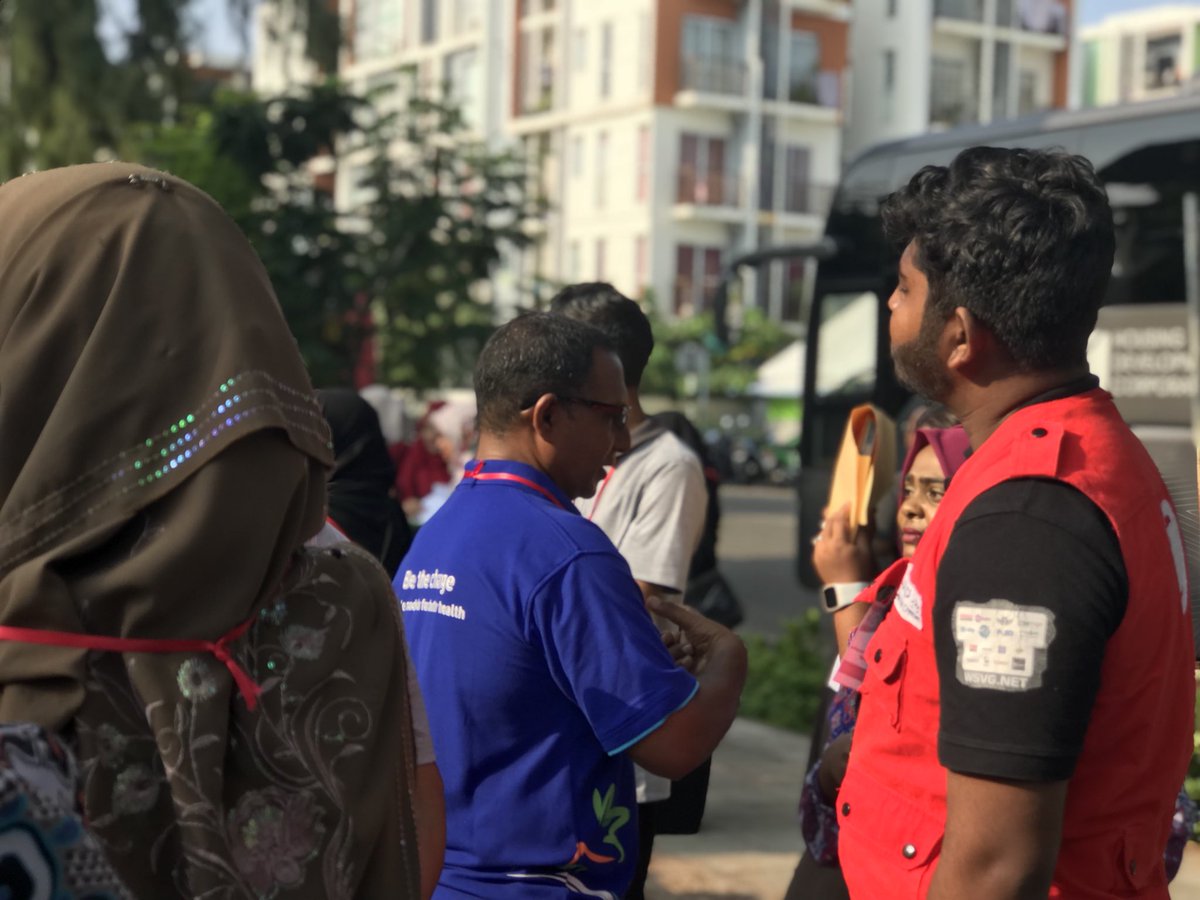 maldivianrc's tweet photo. #happeningnow Kickstarting the Hulhumale Dengue Cleanup efforts organised by @HPA_MV and @hdcmaldives https://t.co/9b0AfxhtvO