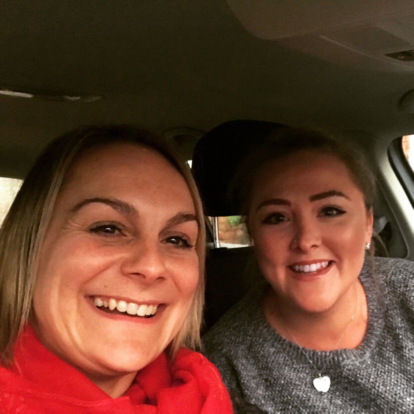 _Ciellou's tweet photo. Thelma and Louise are back on the road for the start of the year road trip 👌🏼🚙🤣
#roadtrip #thelmaandlouise #fun #freedom https://t.co/fweEifxLlN