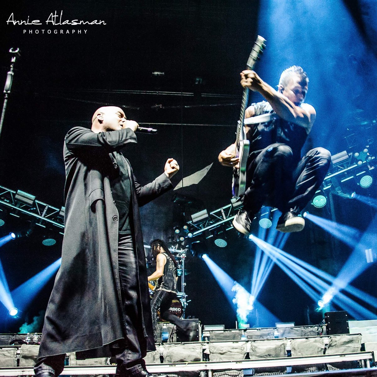 DanDoneganGtr's tweet image. @disturbed in concert! Over 150 shows from feb 2016 to March 2017. #madhops #disturbed  photo credit @annienyhc