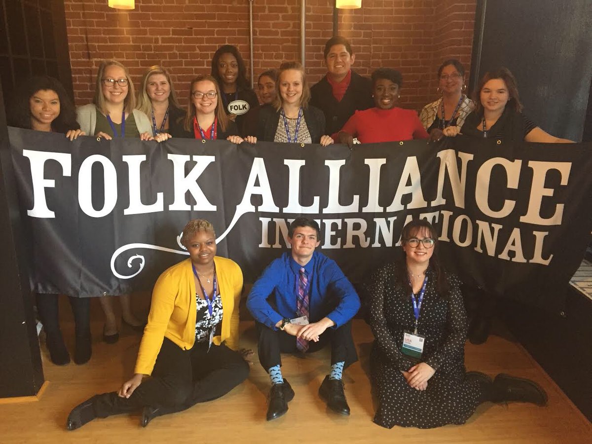 EMUNLA's tweet photo. Our Eboard President and Treasurer representing EMU!
#AMI2018KC https://t.co/OPgq9gAoAf