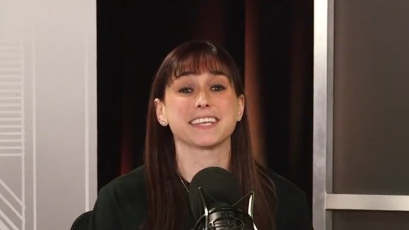SteveCalderon85's tweet photo. #GoldenGlobes TV Predictions - The lovely @PNemiroff &amp; beautiful @mrsgraceface are in #ColliderScoreboard from @ColliderVideo giving their predictions along w/ @JoshMacuga, @TheRochaSays &amp; @thaddwilliams on who will win the #GoldenGlobes this weekend.
https://t.co/RjPlp3K7sV https://t.co/6JwloqyORe