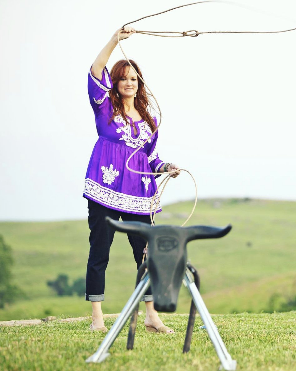 A very happy birthday to everyone\s favorite cattle-wrangling, cowboy-loving cook, Ree Drummond! 