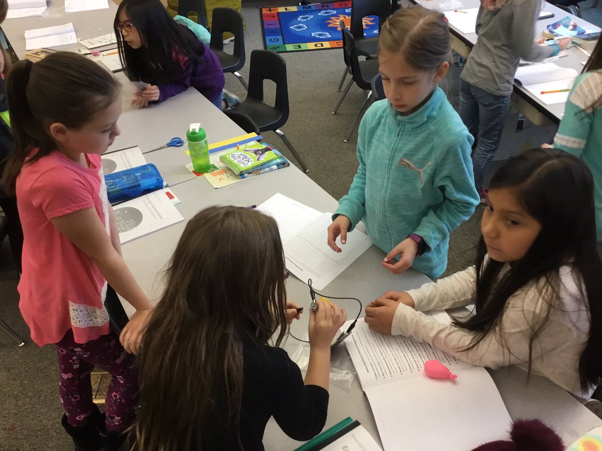 MrsGlasscock's tweet photo. We built and tested an electrical system powered by a solar panel! #TeachImlay #Steam https://t.co/t5THlJGBga