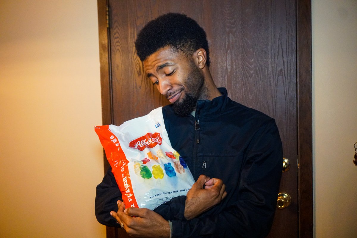JDeanWilliams's tweet image. This is the key to my heart...
just in case you're wondering.

#5lbs 
@AlbaneseCandy