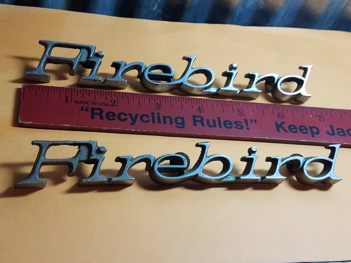 Hatchie4's tweet photo. https://t.co/EYHpmXwbmP
#pontiacfirebird #firebirdemblems #vintagecaremblems #hotrodemblems #vintagefirebirdemblems #chromeemblems #firebirds #ebay #hatchiecollectors https://t.co/uvGzMvBY3r