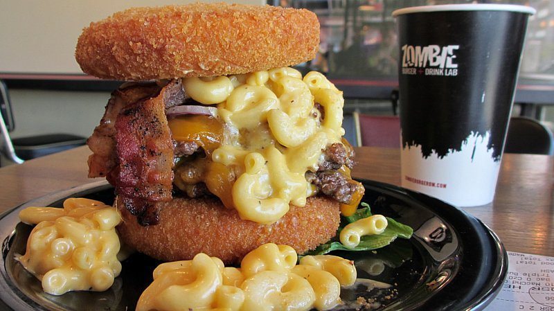 What Are You in the Mood For? 12 Can't-Miss Des Moines Restaurants aroundiowa.com/blog/2016/05/w… #iowa #aroundiowa