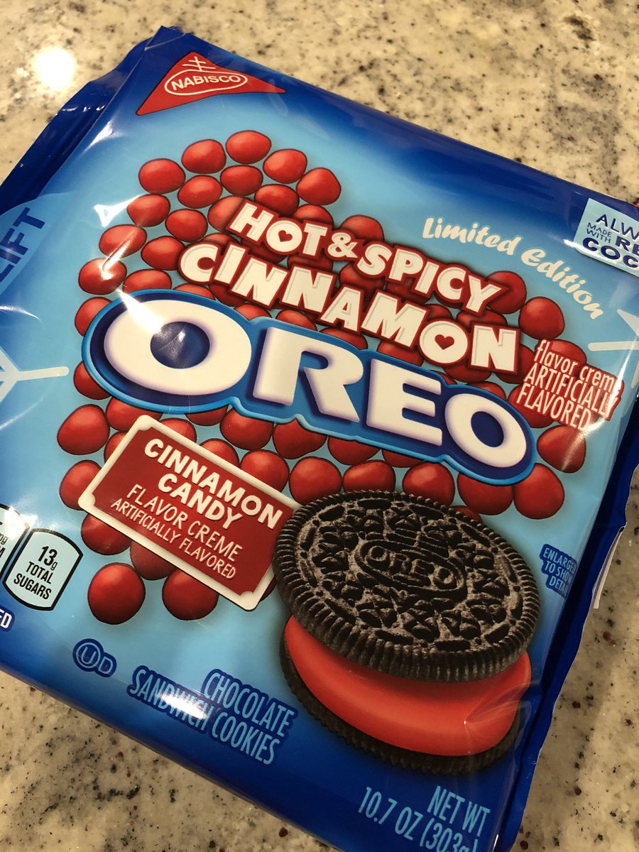 Latest Limited Edition Oreos for <a href="/roach_lucie/">Lucie 🌈 (she/her)</a> and @huntercm19