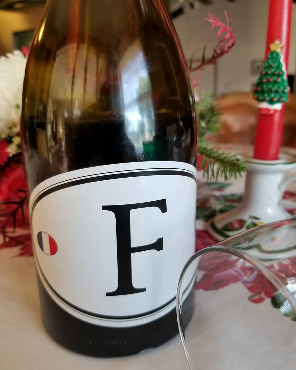 CarFan_5801's tweet photo. .@CostcoWine #DavePhinney's #LocationsWine red blends are available in Southern Cal #Costco. $14 each a bottle both are very very good. Excellent values for the price. https://t.co/pui8MLNaDR
