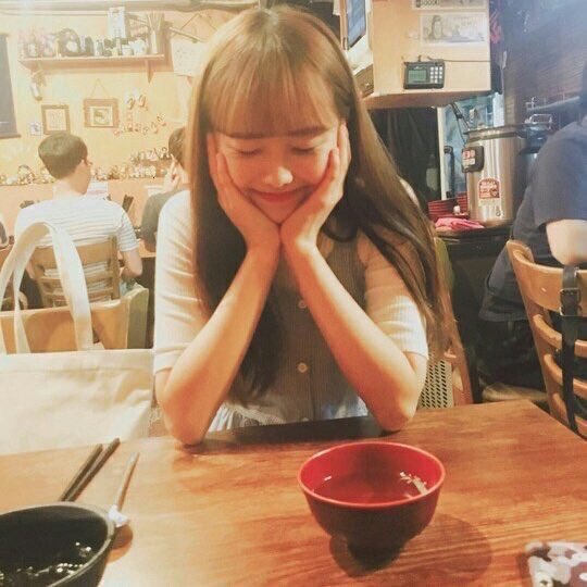 chuu pics ♥︎ H I A T U S tweet media