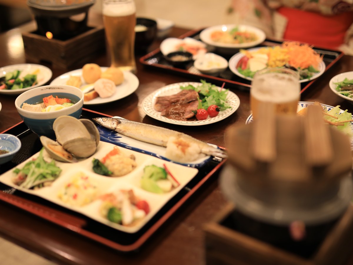 岩手の温泉 花巻温泉 公式 花巻温泉 週末の空室状況 冬の旅行は花巻温泉 へ あったか鍋と種類のスイーツフェアが楽しめるバイキング 露天湯めぐり満喫 T Co Ibj4gpwzbx 花巻温泉 バイキング 食べ放題 温泉 露天風呂 旅行 観光