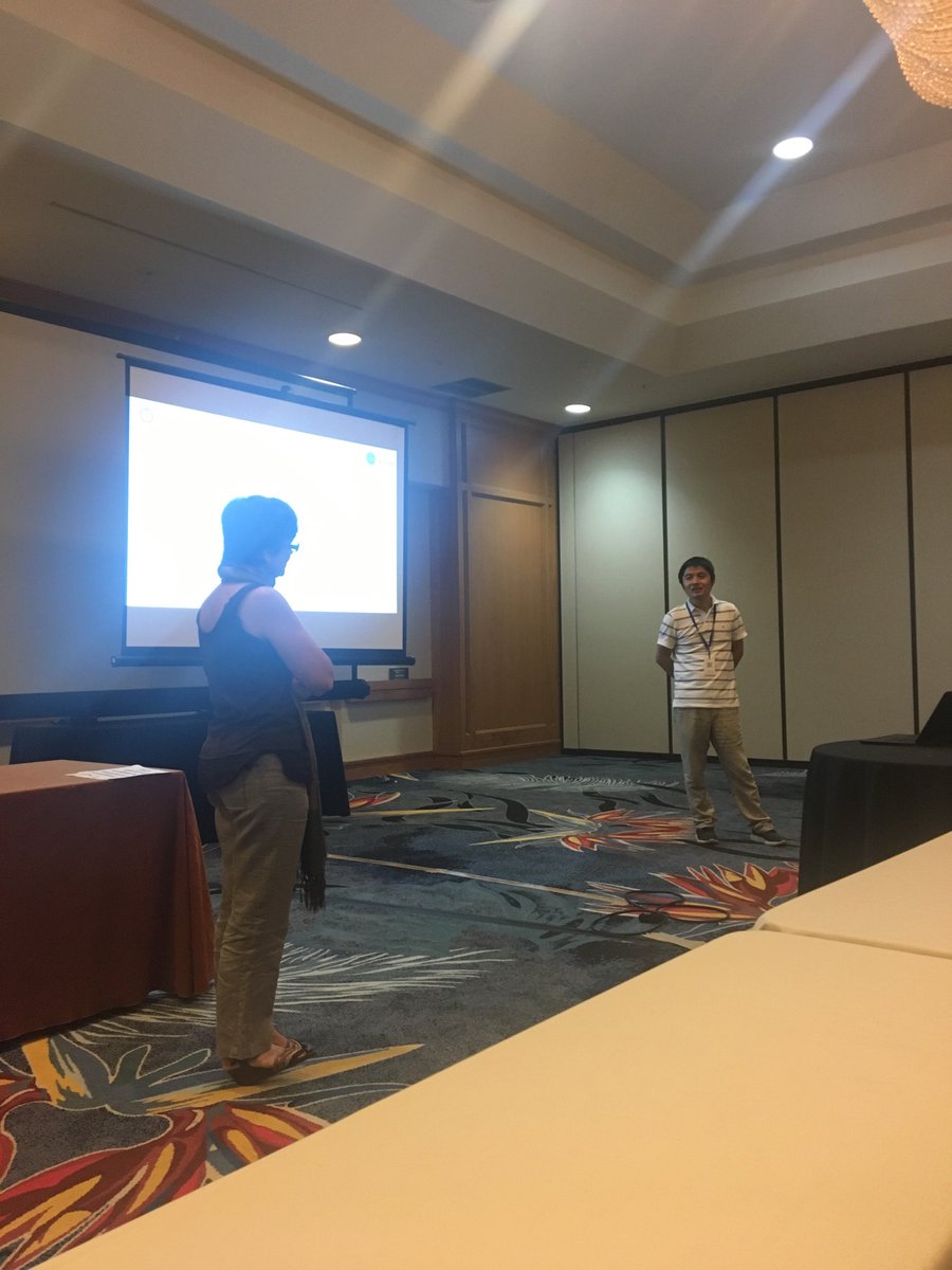 tpardo's tweet photo. .@milagasco running the @HICSSnews #hicss51 #hicss2018 eGov Mini track on smart cities - discussing adoption of smart community svces in China. Looking at social and emotional influences. https://t.co/GvJ6nvHFcr