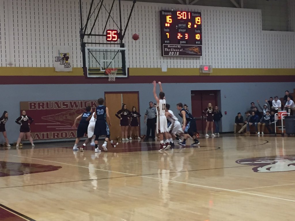 FCPSAthletics's tweet photo. Friday night CMC Gambrill Division &amp; rivalry boys’ 🏀 game between host @Roader_Bball &amp; visiting @catoctinhsbball. https://t.co/QZKb265deE