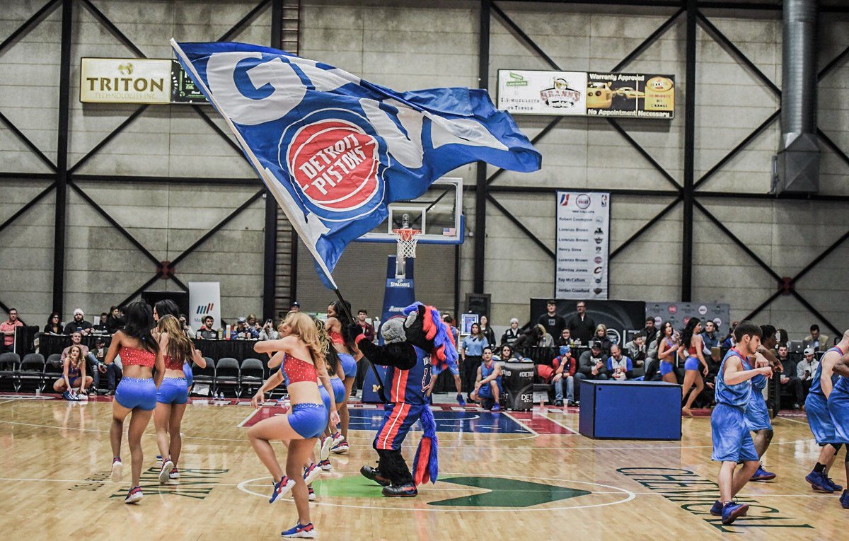 Grand Rapids Drive on Twitter "AWESOME halftime show in front of the