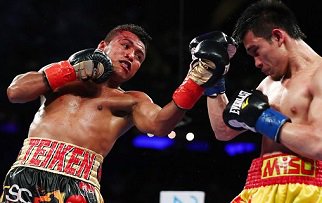 TheFightCity's tweet photo. The 2017 Performance Of The Year: https://t.co/2pJzCJWGPG #Boxing #Legend #Courage Talk about leaving it all in the ring. From @mccready82 https://t.co/QI3TOwl45m