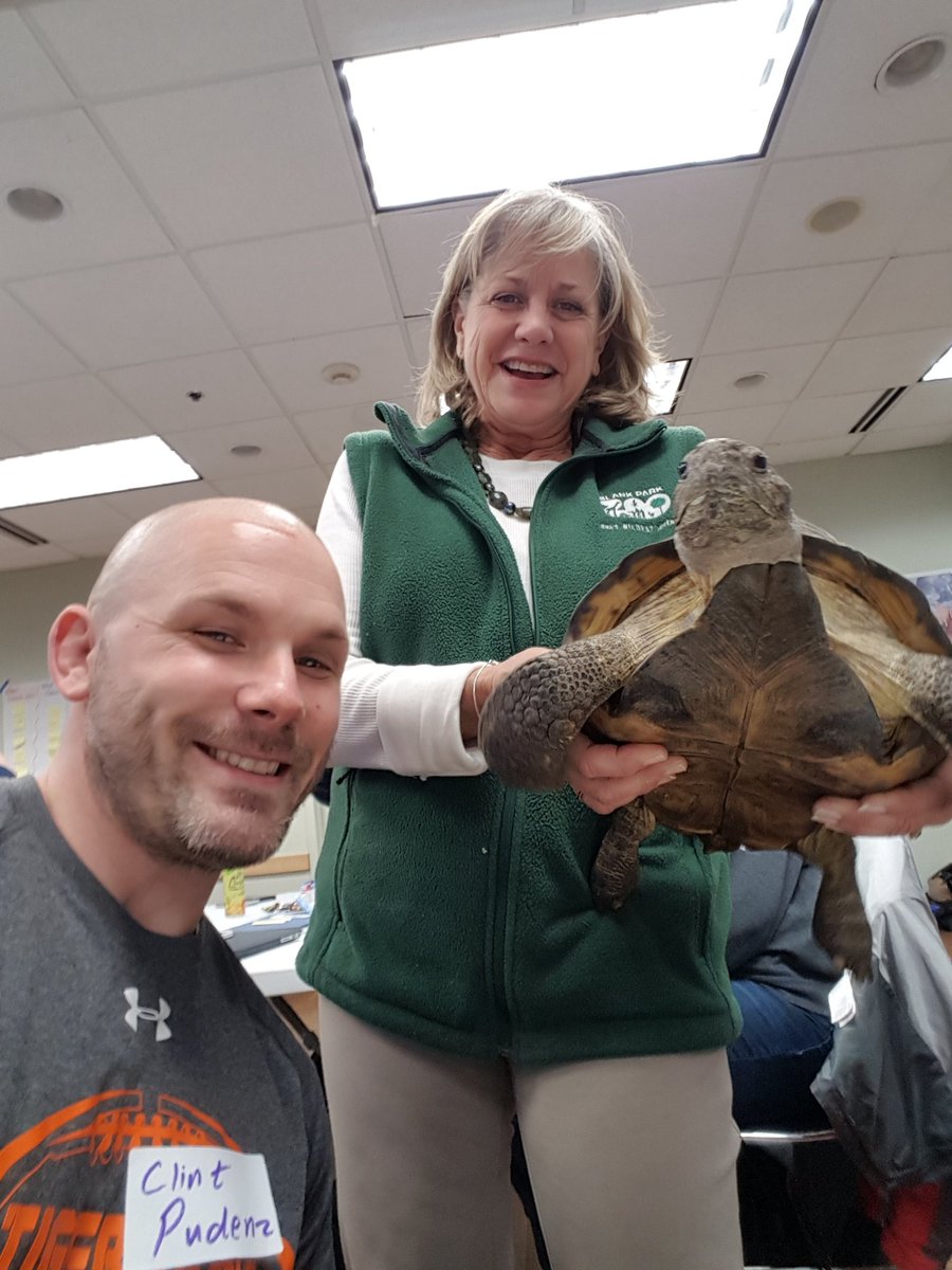 Hanging out with Bert the turtle for my Climate Change class at the zoo.