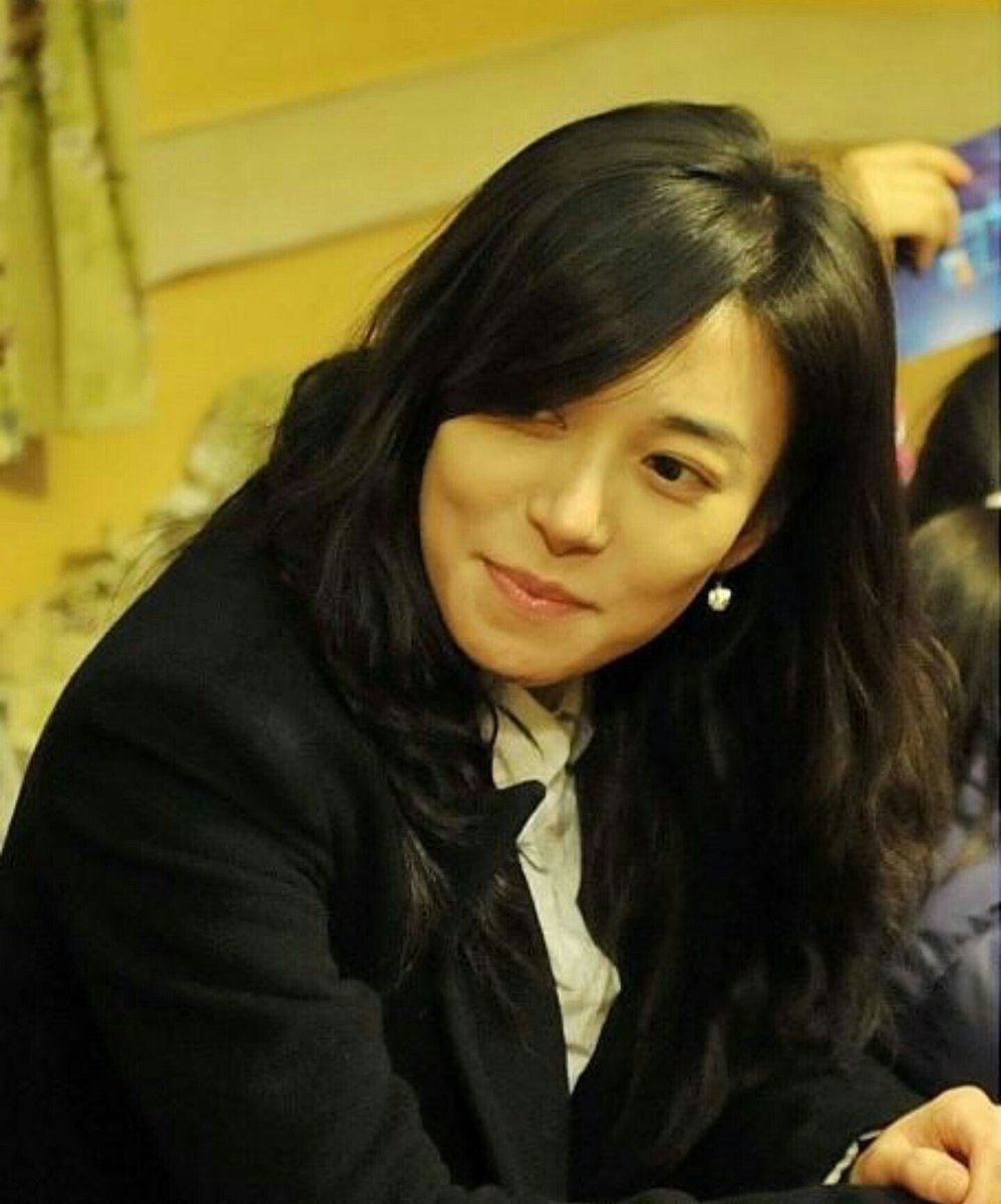 익명제보입다!
장영남배우님!!
역도요정 김복주와, 왕은 사랑한다에서 원성공주역으로 잘생김미 뿜뿜하셨죠! 이번엔 영화 협상에서 손예진님과 함께 여러분들을 찾아간답니다!
#오늘의_중년