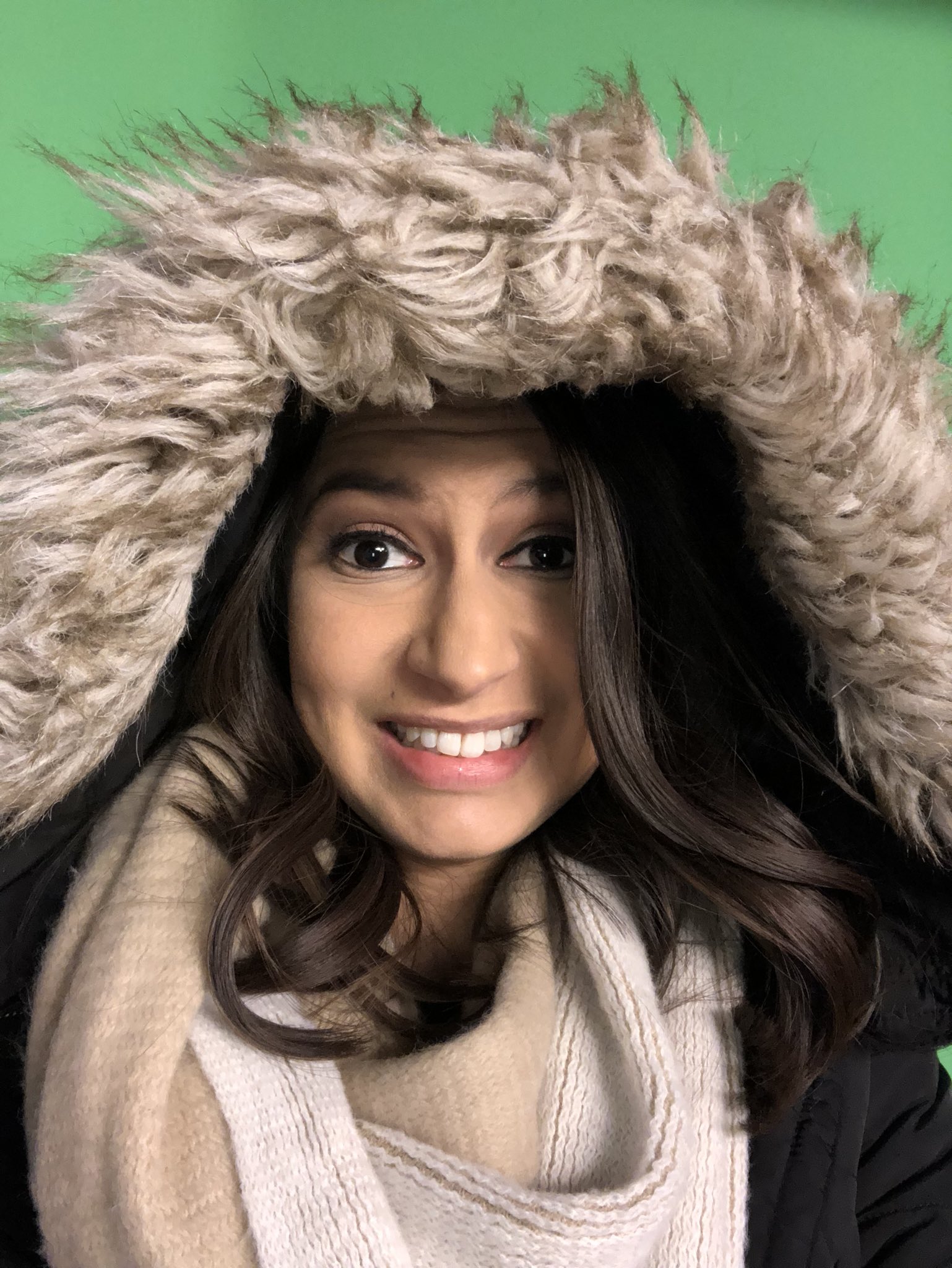 Chelsea Ambriz on Twitter "I don’t wanna take my jacket off... 