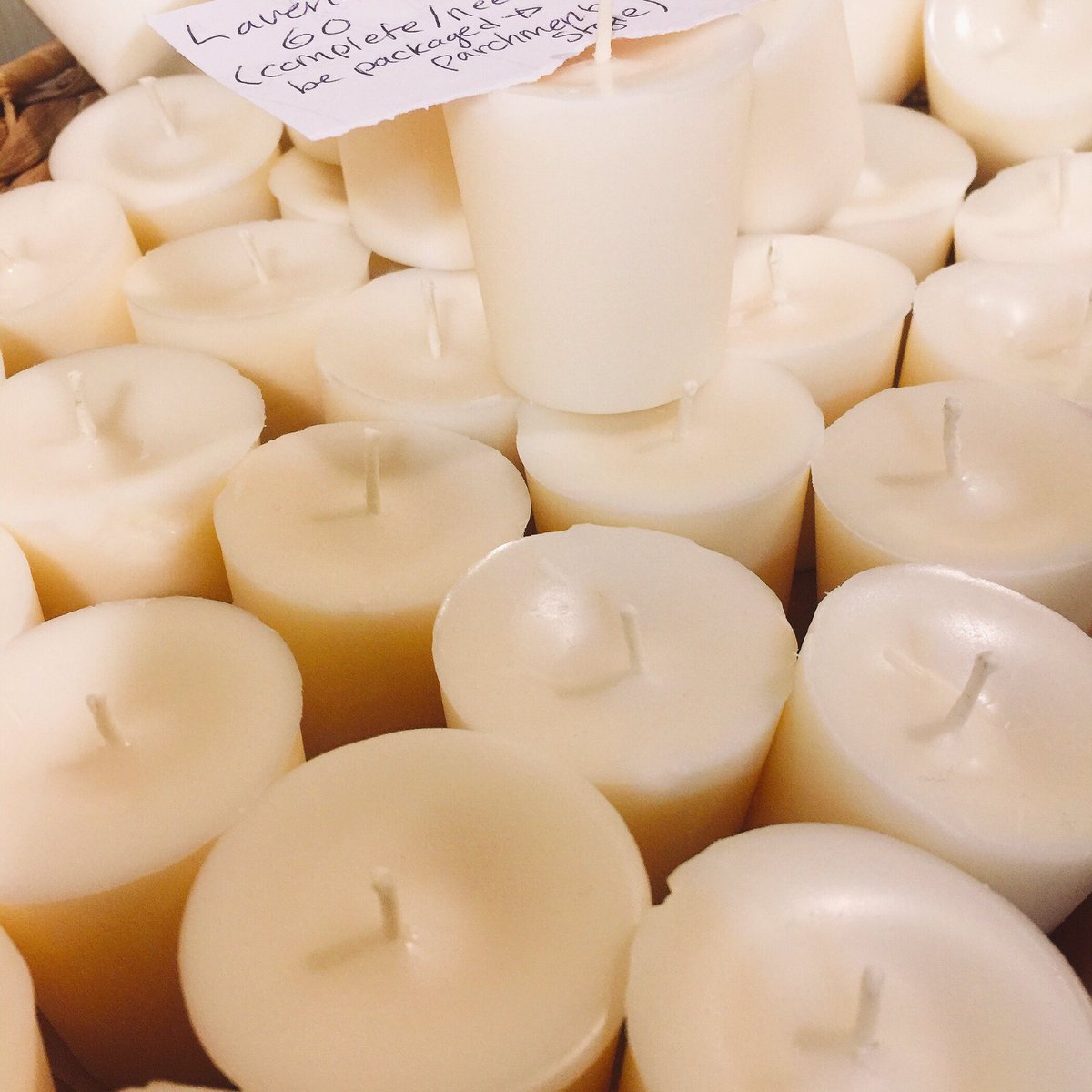 FSBotanicals's tweet image. The order for 300 soy wax votive candles🔥! 💪💪 We use 100 % soy wax, our Aromascents candles burn clean and long.  Approx 20 hours for the votive and 6 to 8 hours for the T lights. Soy wax does not pollute the air like paraffin candles🌿🌿