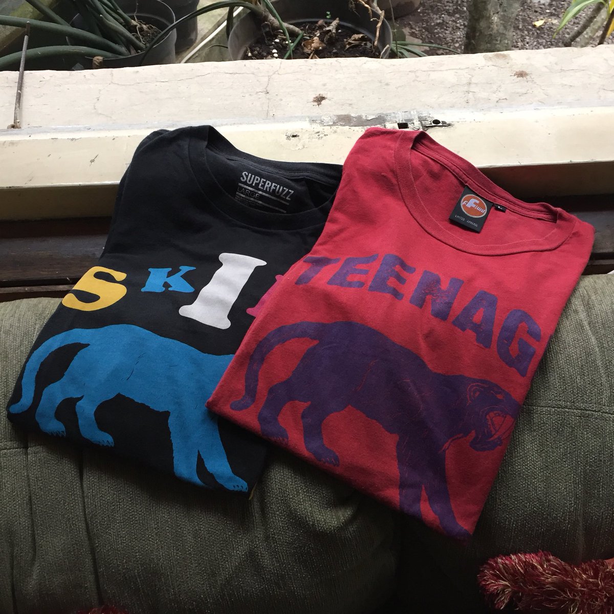 Lou Belle tweet media