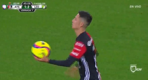 MXLaLiga's tweet photo. ¡GOOOOOOOOOOOOOOOOOOOOOOOOOOOL del @atlasfc! 

(44') Brayan Garnica descuenta con disparo de pierna derecha dentro del área.

Atlas 1-2 León.#LigaMX #SienteTuLiga https://t.co/L8151ImL2I