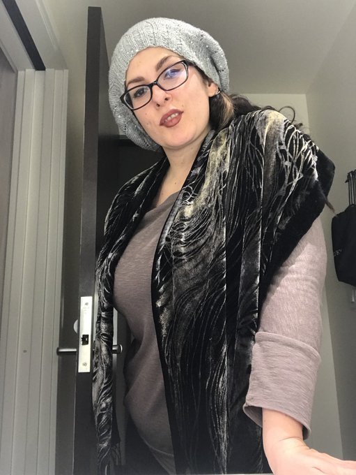 Sometimes I&rsquo;m so pretty. https://t.co/RP1tl6GDZQ<a href="/tag/newprofilepic"class="tags"><span>#newprofilepic</span></a>