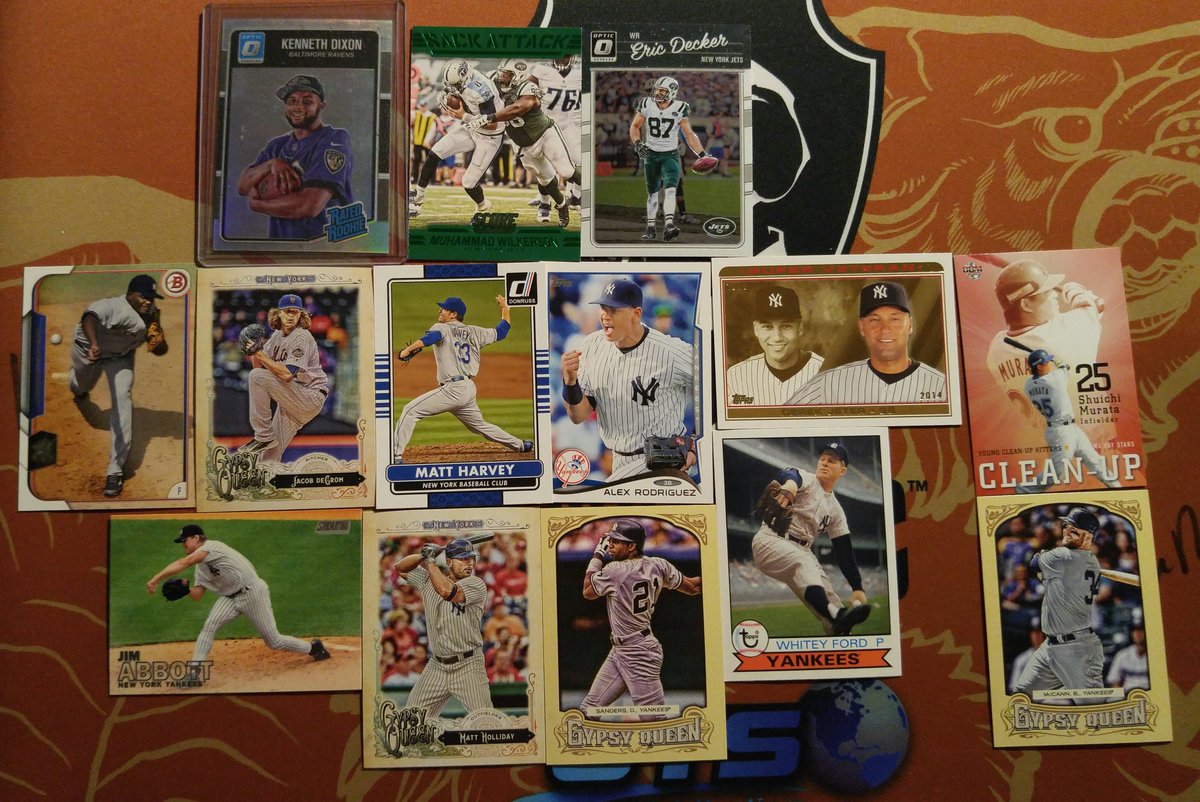 NJSensasian's tweet image. ✉
Opened up my #SetHelp from @ATylerMurphy &amp;amp; was shocked with the #Hobbylove Thank you my friend for adding quite a few new cards to the PCs!