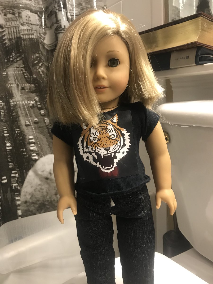 agiscool10's tweet photo. Meet my new custom Yuri Plisetsky! @yurionice_PR https://t.co/Sm4GYTcbrE
