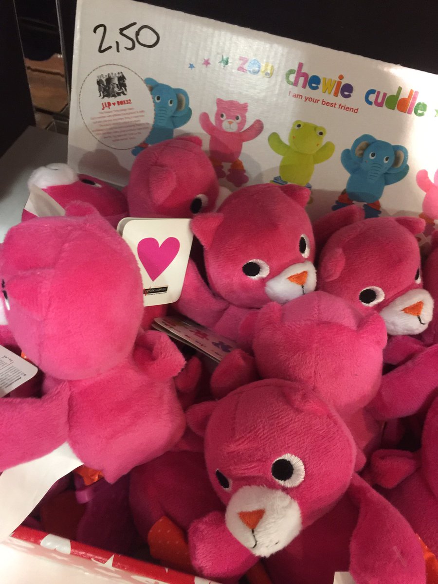 5384Heesch's tweet photo. Knuffelen voor maar 2,50 😉 leuk voor kadootje alleen girls variant verkrijgbaar #pink #roze #uitverkoop #groteopruiming https://t.co/WTX2WYeK1c