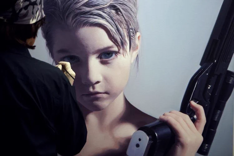 美しすぎる少女の「絵」！名前が知りたい少女は本物ではなく絵だった！