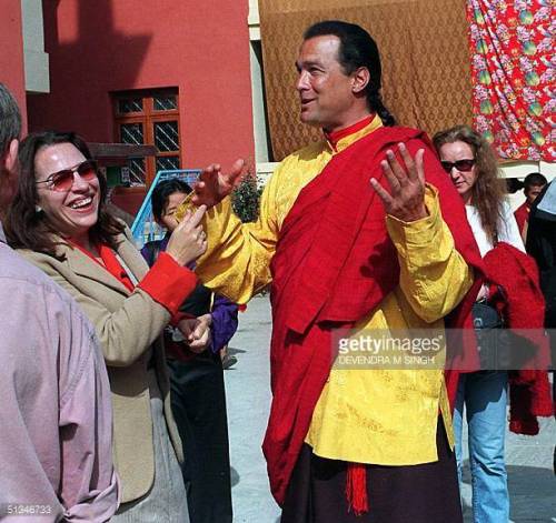 ju0dy's tweet photo. 01-06 KATHMANDU, NEPAL: Hollywood actor Steven Seagal ©... https://t.co/C2vo5Qe0gt https://t.co/kxcAdijE3t