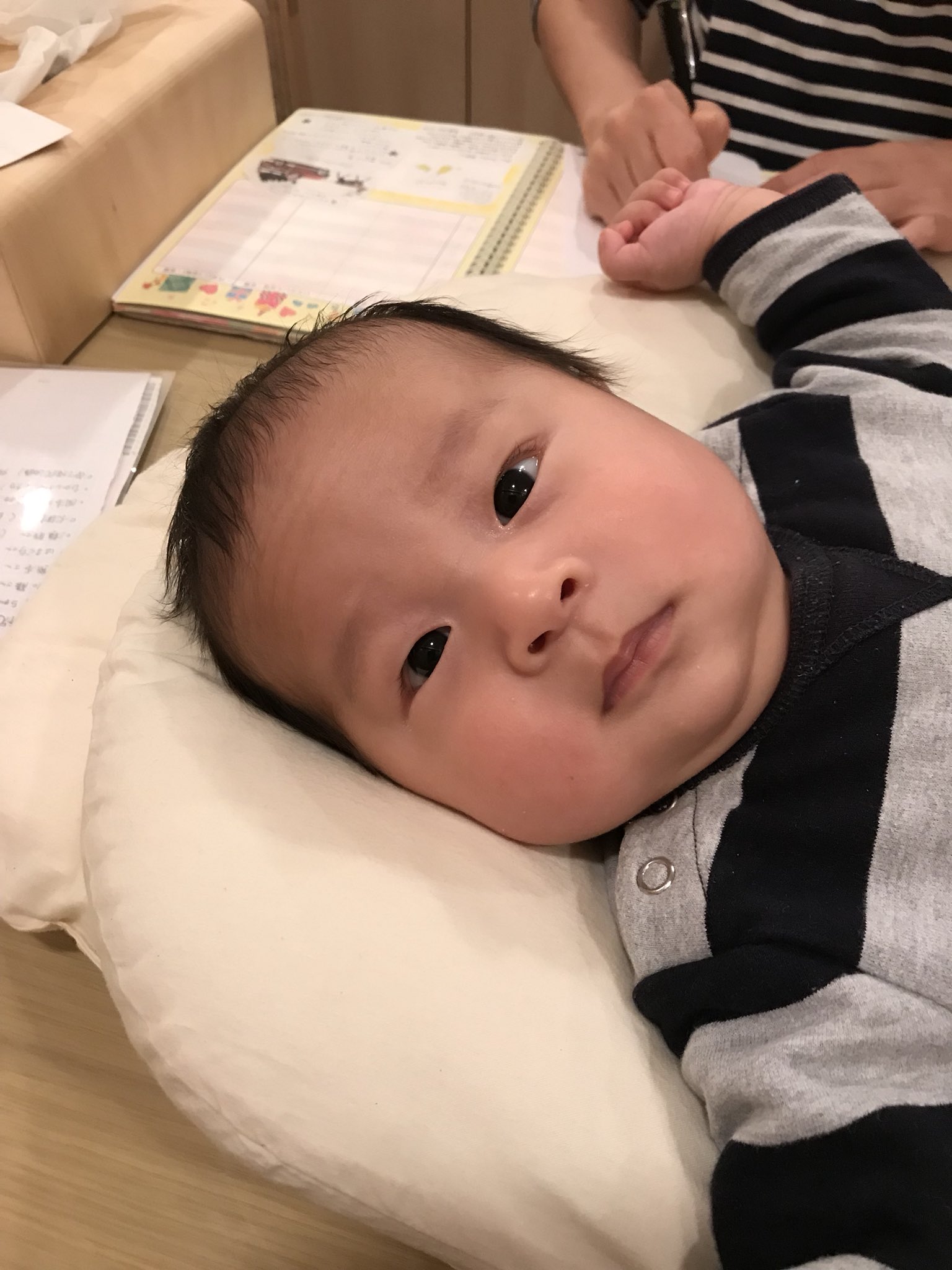 林みのる 自分の子供の写真をアップしたり年賀状に印刷したりしているバカ親を見かけますが いつも 誰が他人の子供に興味あるんだ と思って見ています 年賀の挨拶と年賀状を 林みのるの穿った見方 T Co Ojtqwsrcf8にアップしました ご