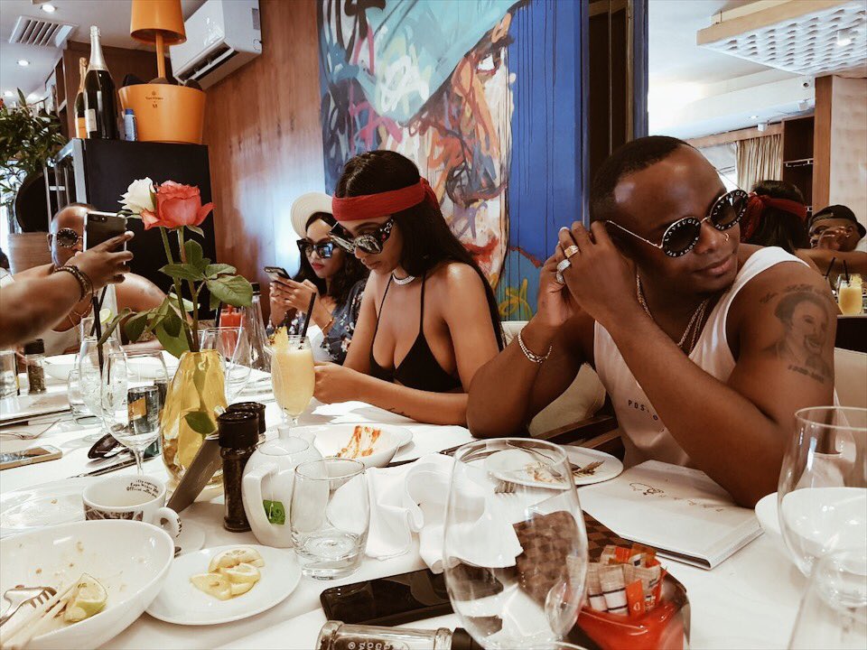 MAJORLEAGUEDJZ's tweet photo. Cape Town this past week with the ladies 💚❤️ https://t.co/kgBUT4WDqJ