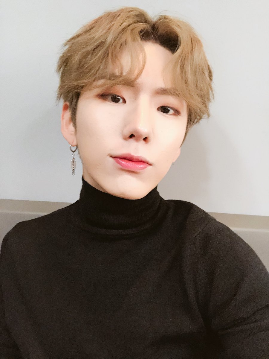 [#기현] 이번 활동이 오늘 내일 밖에 안 남았어요ㅠㅠ 오늘 음악중심 드라마라마 봐주는 몬베베는 예쁜 몬베베